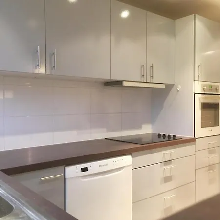 3p 71 M2 Avec Parking Gratuit A Apartment